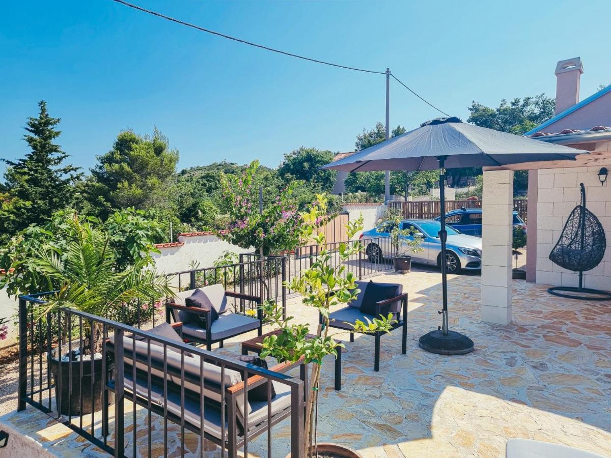 Villa Green Spirit Polaca Bagian luar foto