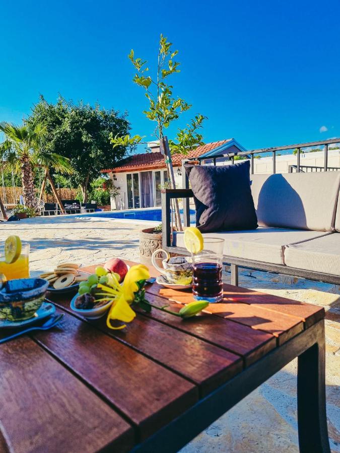 Villa Green Spirit Polaca Bagian luar foto
