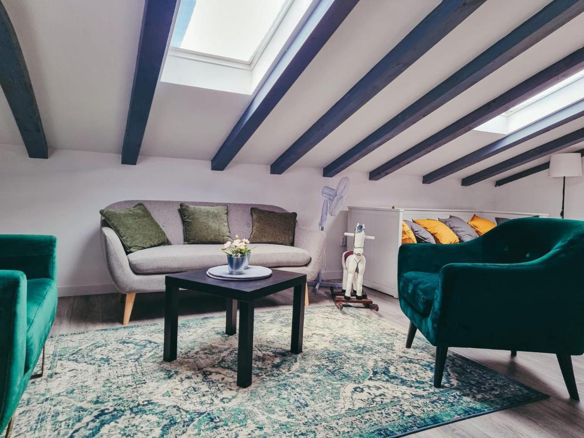 Villa Green Spirit Polaca Bagian luar foto