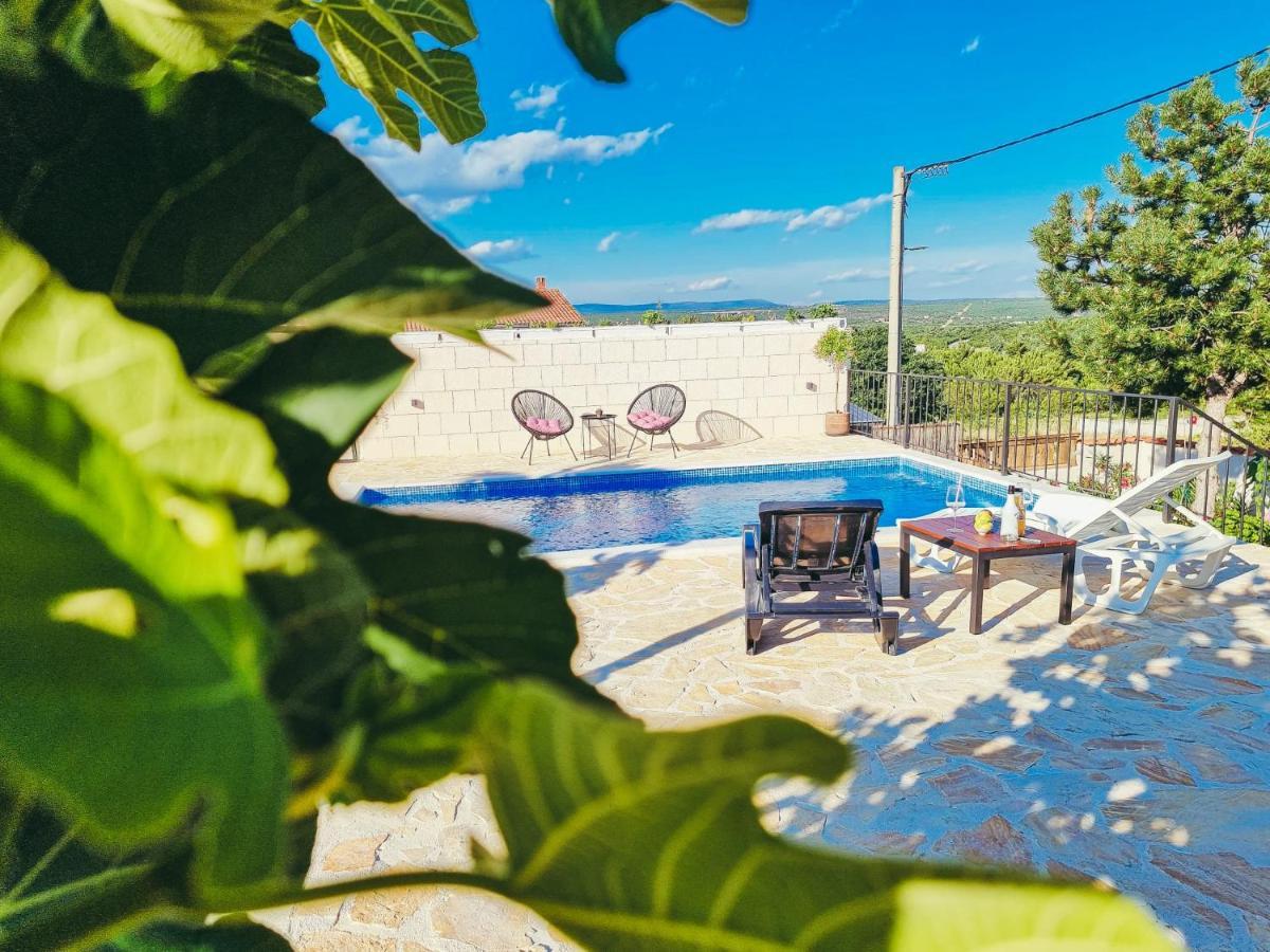 Villa Green Spirit Polaca Bagian luar foto