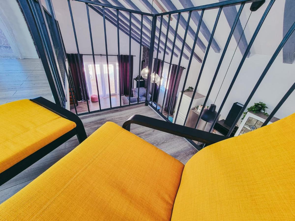 Villa Green Spirit Polaca Bagian luar foto