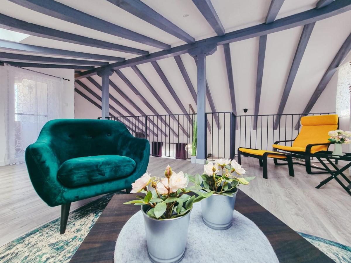 Villa Green Spirit Polaca Bagian luar foto